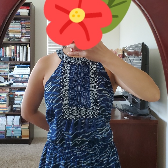 Like new WHBM EMBELLISHED PRINTED MAXI DRESS - Picture 6 of 8